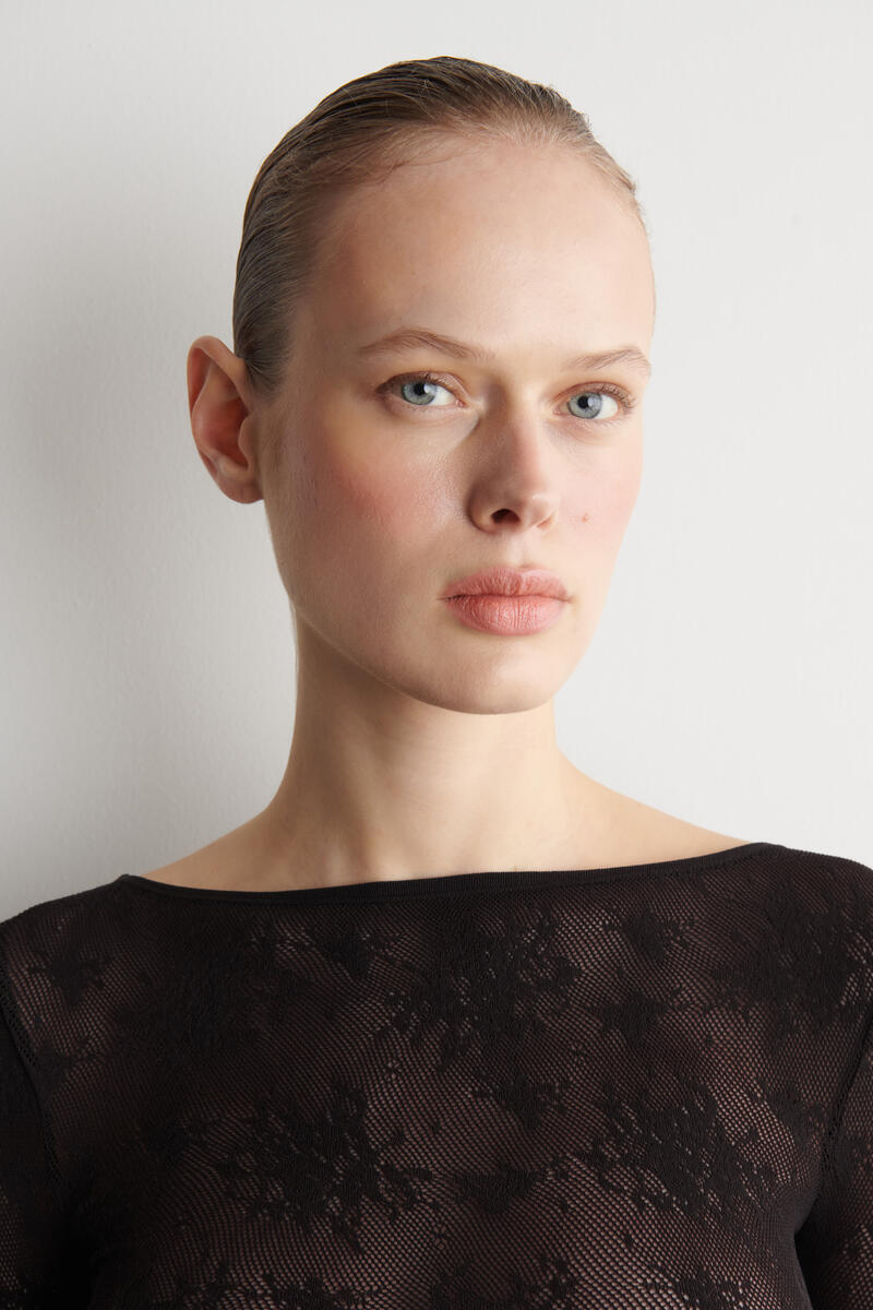 COS Brace レース長袖トップス