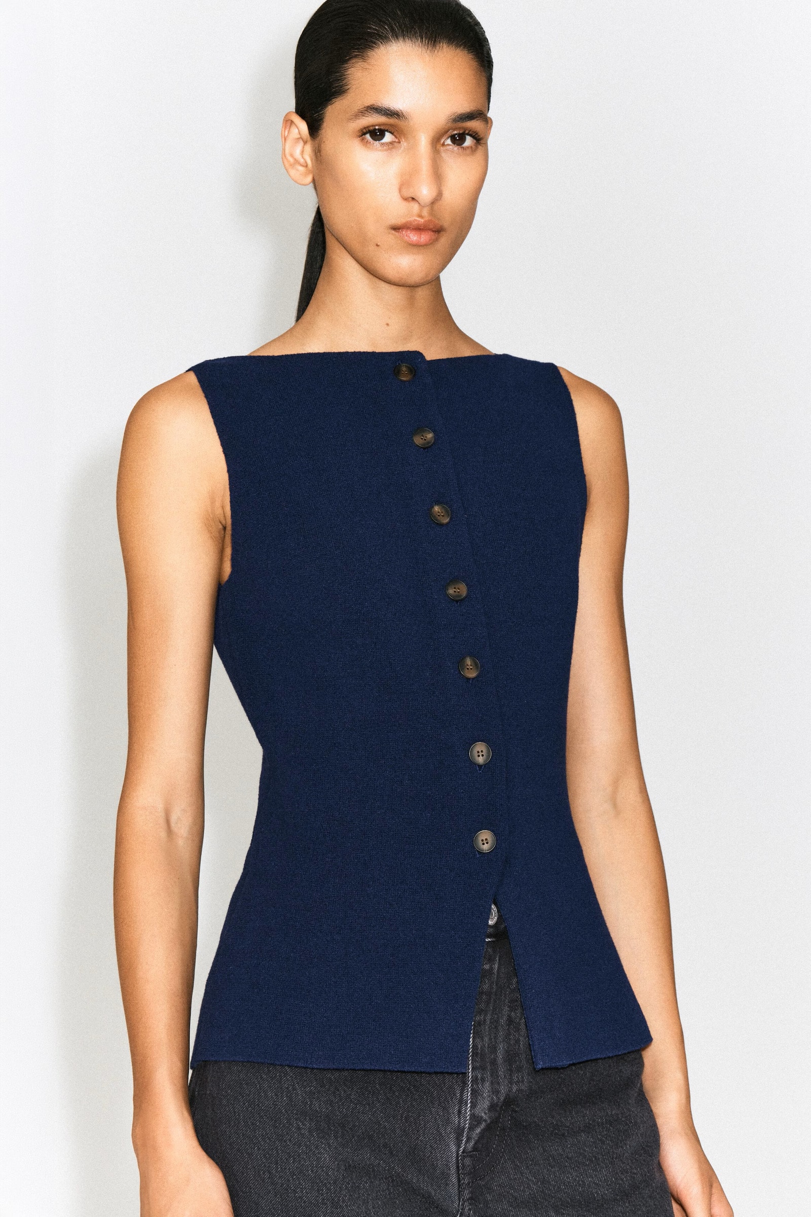 COTTON-BLEND CREPE WAISTCOAT コットンブレンド クレープ ベスト