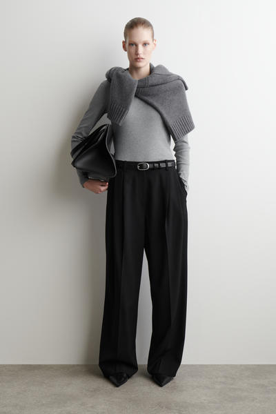 COS リブジャージー長袖トップス