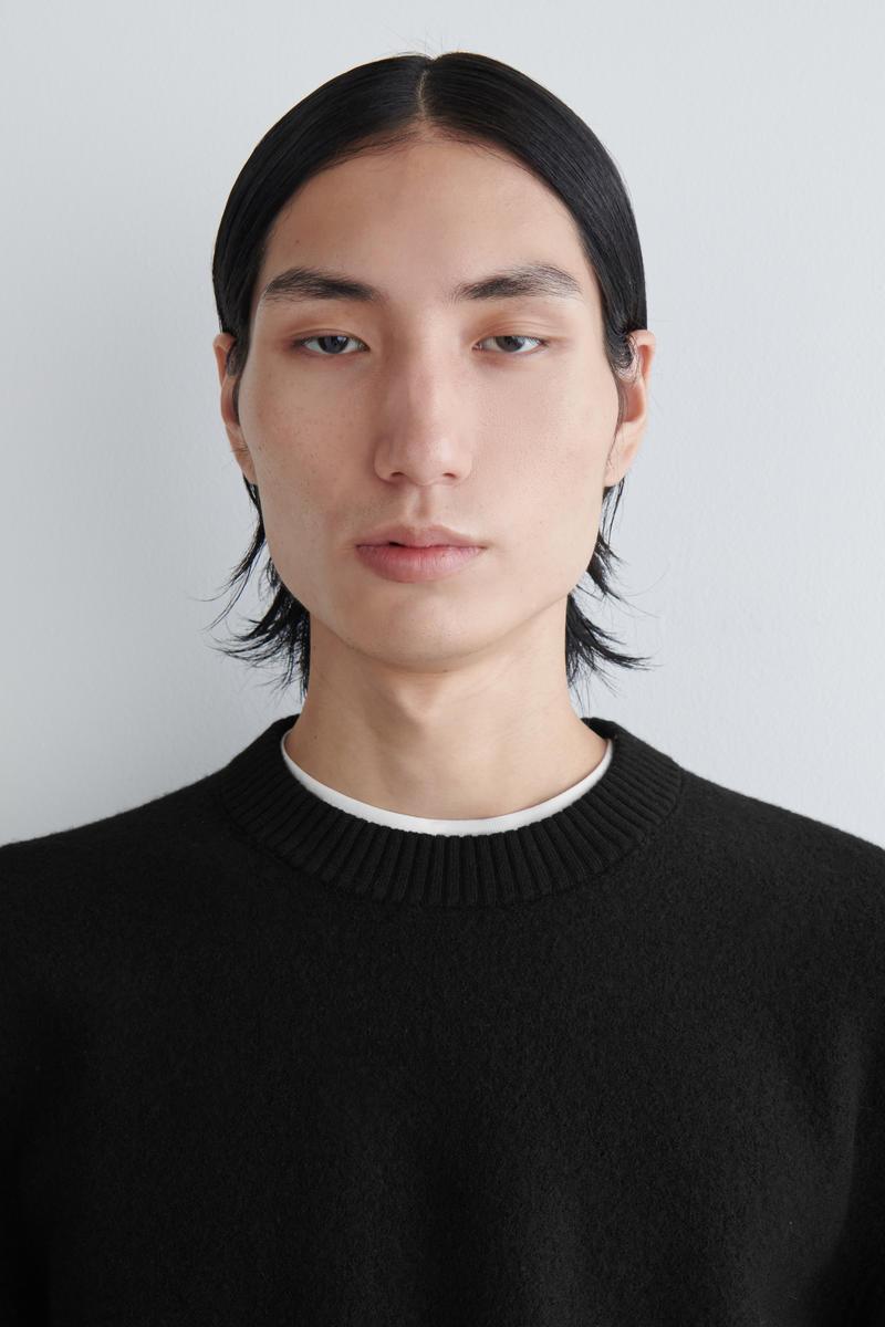 BOILED-WOOL CREW-NECK JUMPER ボイルドウールクルーネックセーター