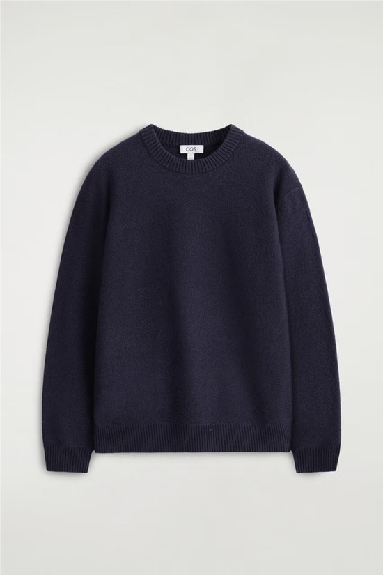 COS ボイルドウールクルーネックセーター