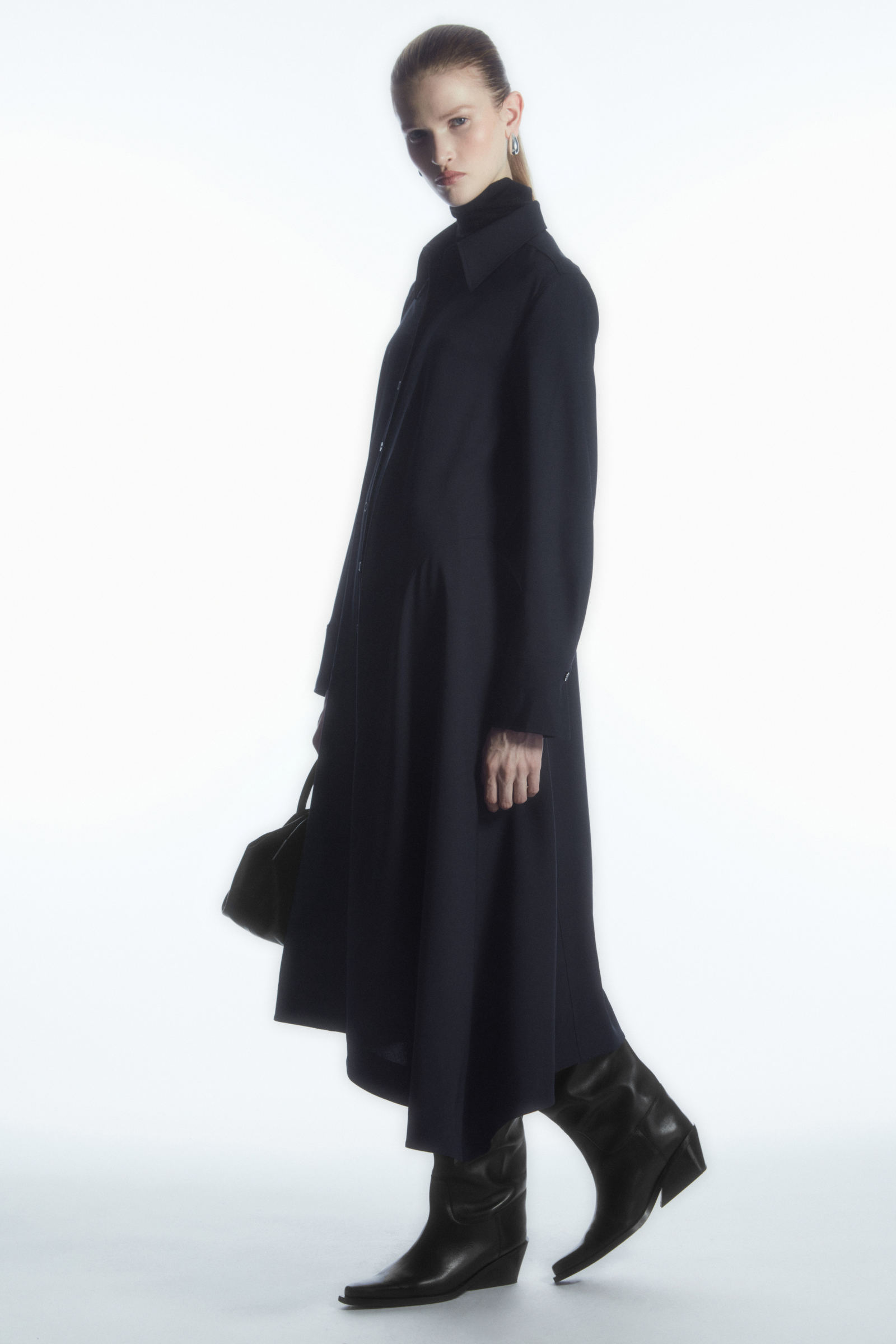 美品　COS オーバーサイズアシンメトリー　ワンピース　コス　完売 OVERSIZED ASYMMETRIC-WAIST DRESS オーバーサイズ