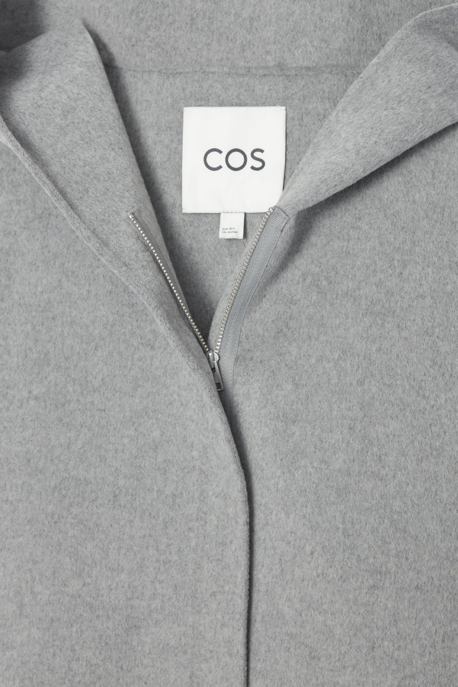 DOUBLE-FACED HYBRID HOODED GILET ダブルフェイスハイブリッド