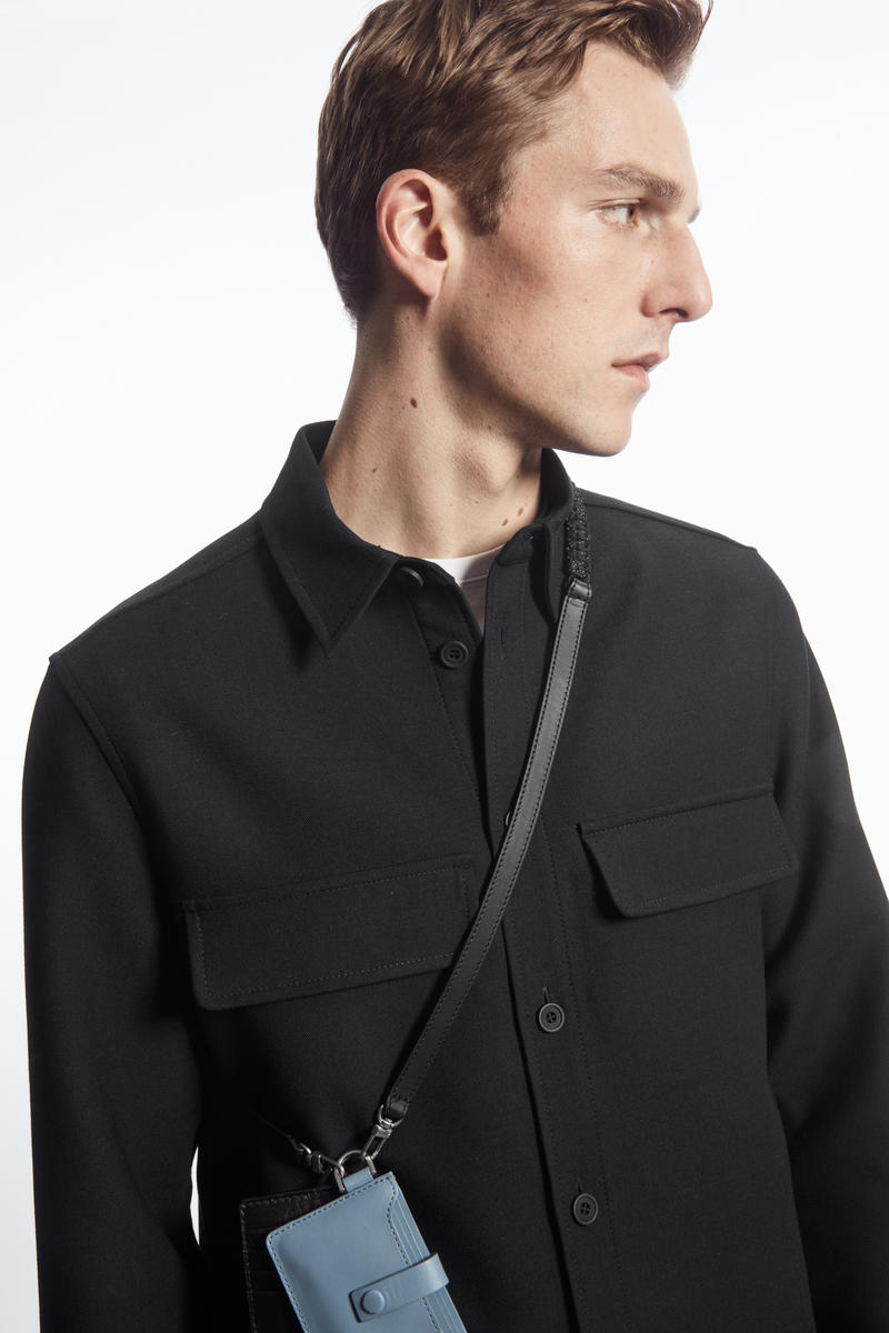 REFLECTIVE-DETAIL LEATHER LANYARD STRAP リフレクティブレザー