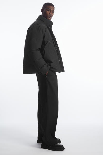 WIDE-LEG PLEATED UTILITY TROUSERS ワイドレッグプリーツ