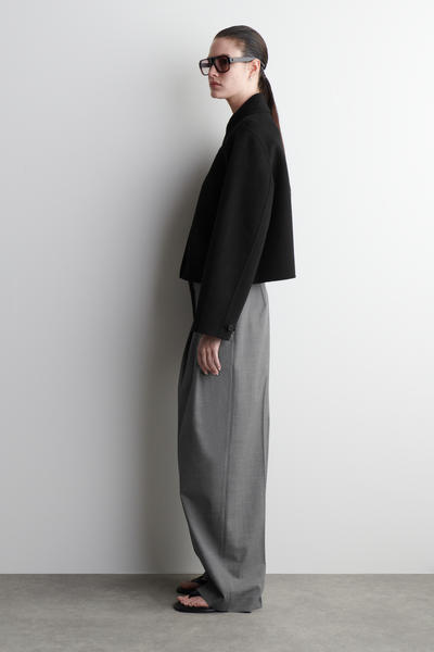 COS ダブルフェイスウールショートジャケット