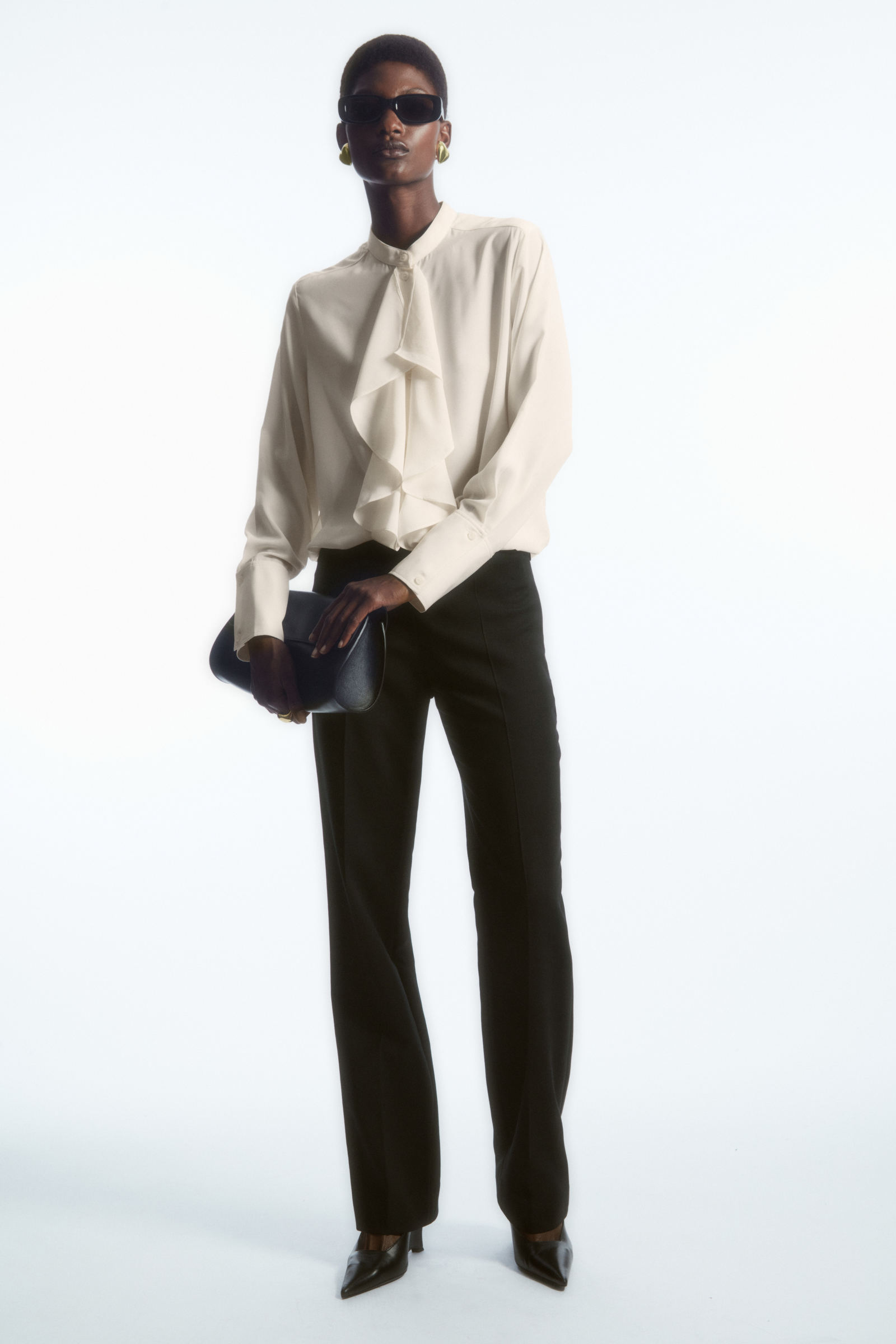 RUFFLED STAND-COLLAR BLOUSE フリルスタンドカラーブラウス 