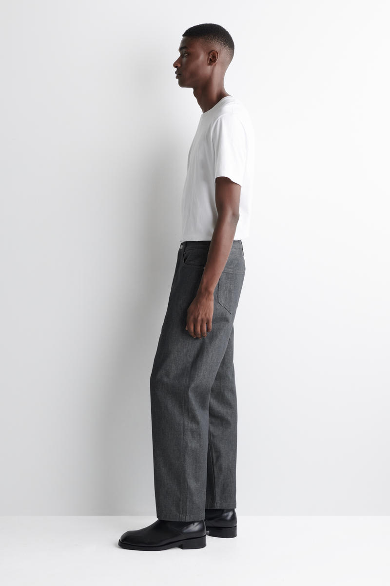 COS DOMEジーンズ - アンクル丈