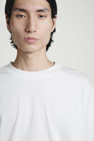 COS オーバーサイズTシャツ