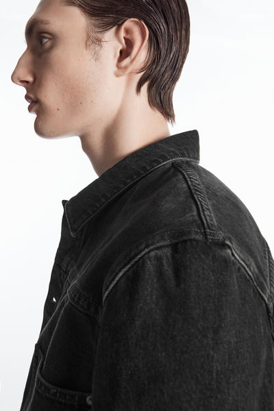 COS ボクシーデニムジャケット