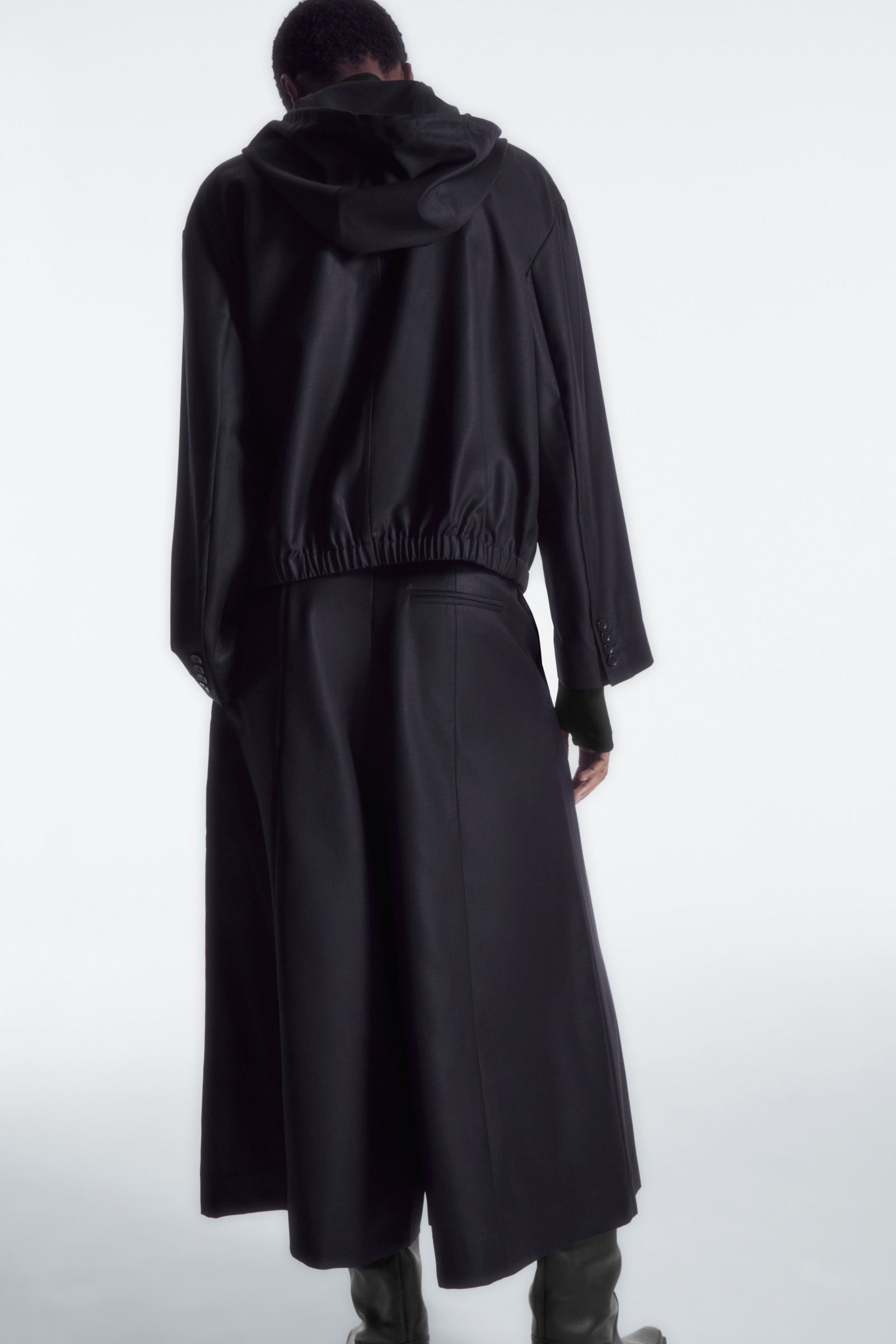 TAILORED WOOL HOODED JACKET テーラードウールフード付きジャケット 