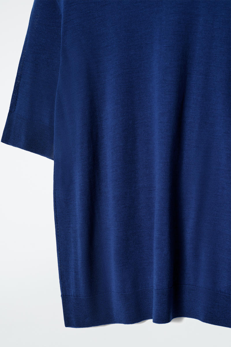 COS メリノウールニットシャツ