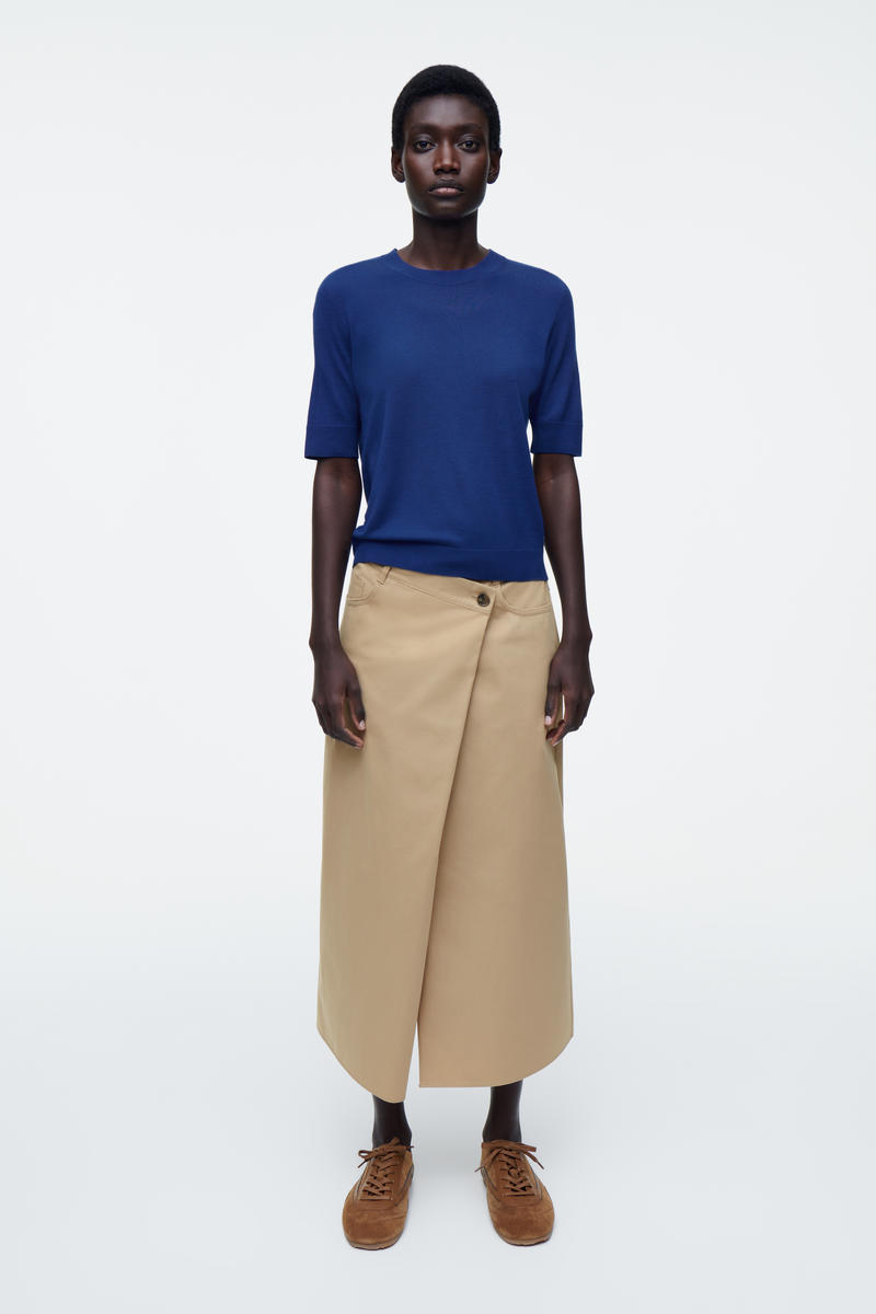 COS メリノウールニットシャツ