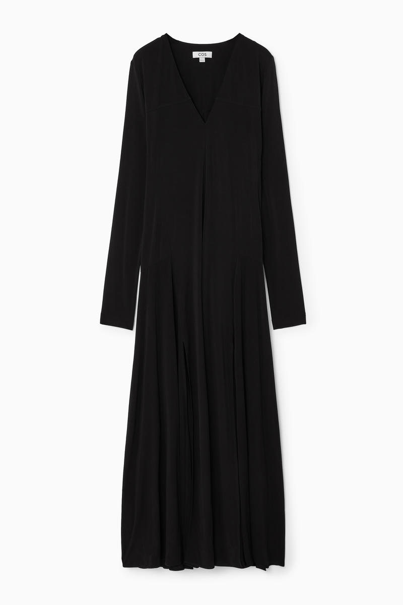COS Vネックフレアマキシワンピース