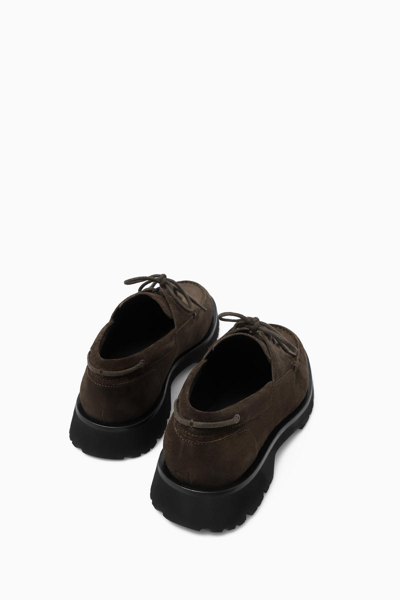 CHUNKY BOAT SHOES チャンキーボートシューズ ブラウン｜COS コス 公式