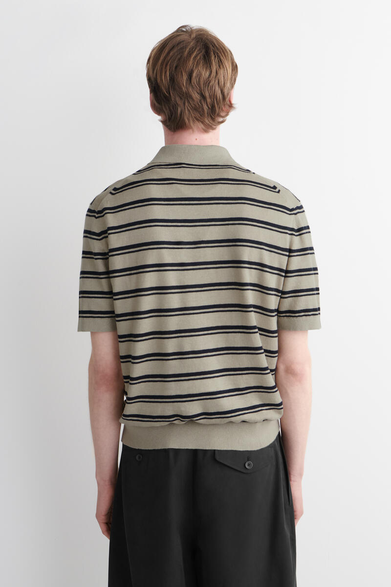 COS ニットリネンポロシャツ