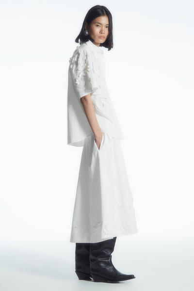 COS テクスチャード半袖シャツ