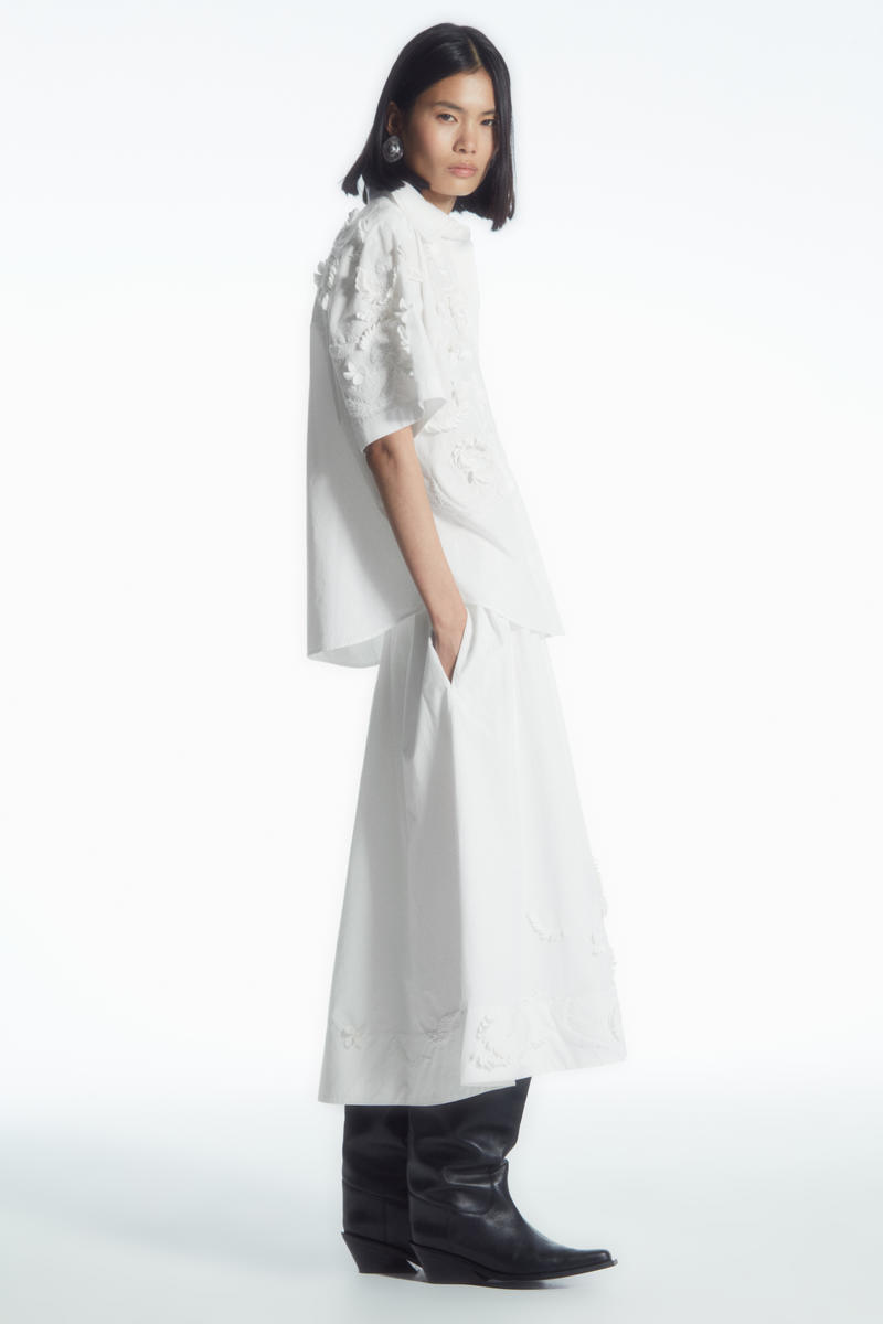 美品23区シャツ Made in JAPAN】スライドパズル柄 シャツ（カジュアルシャツ