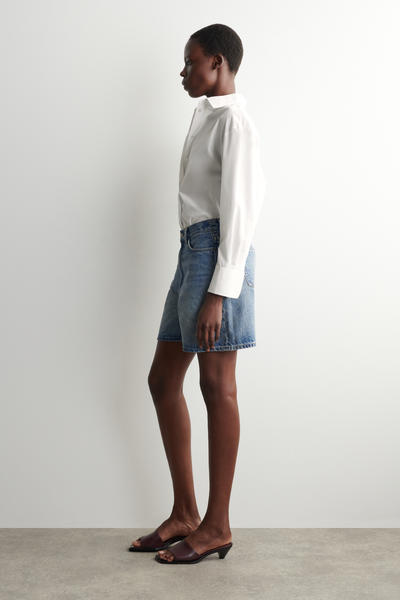 COS ハイライズデニムショーツ