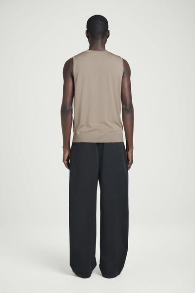 COS ライトウェイトニットタンクトップ