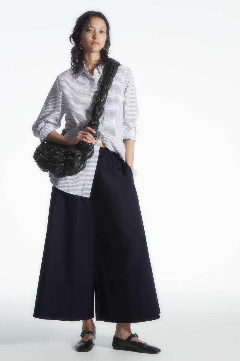 VOLUMINOUS CULOTTES ボリュームキュロットパンツ｜COS コス 公式 