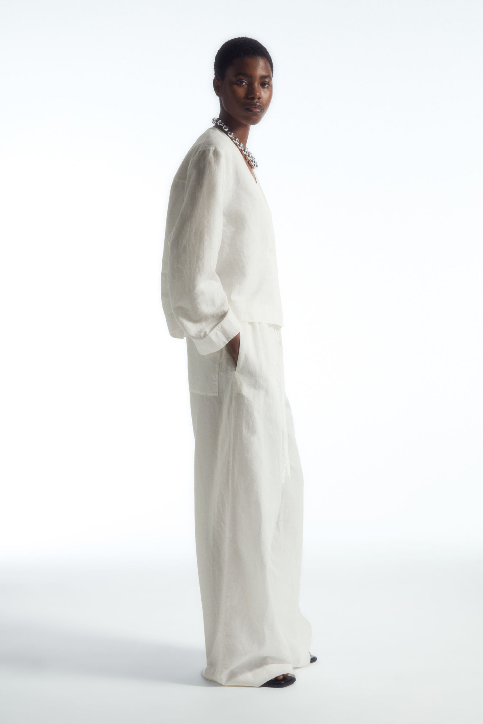 WIDE-LEG LINEN DRAWSTRING TROUSERS ワイドレッグ リネン ドロー