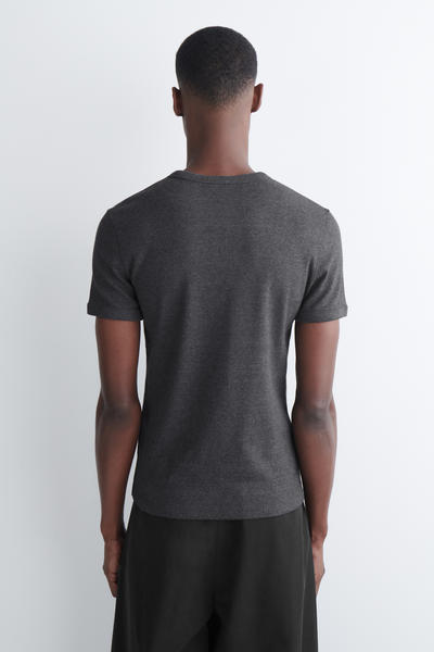 COS スリムフィットリブTシャツ