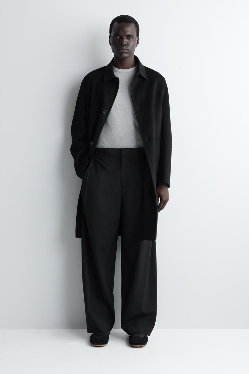 COS スリムフィットリブTシャツ