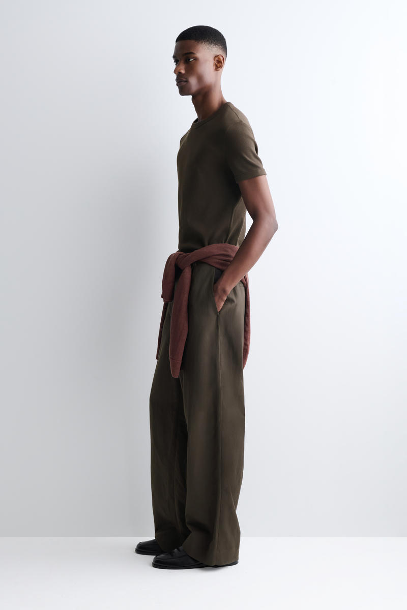 COS スリムリブコットンTシャツ