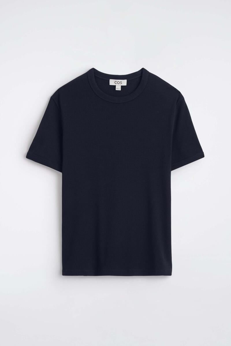 SLIM RIBBED T-SHIRT スリムフィット リブTシャツ ネイビー｜COS コス