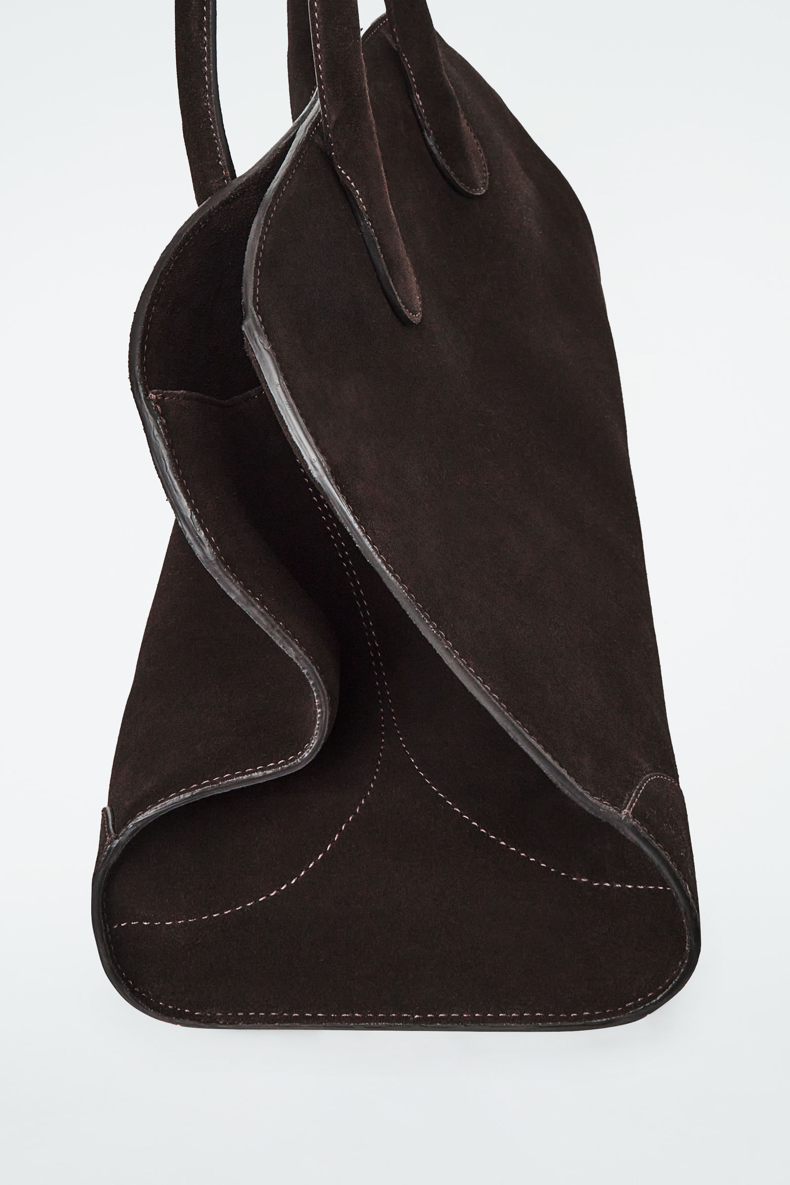 COS ボーリングバッグ小 MINI BOWLING BAG ミニボウリングバッグ ブラック｜COS コス 公式