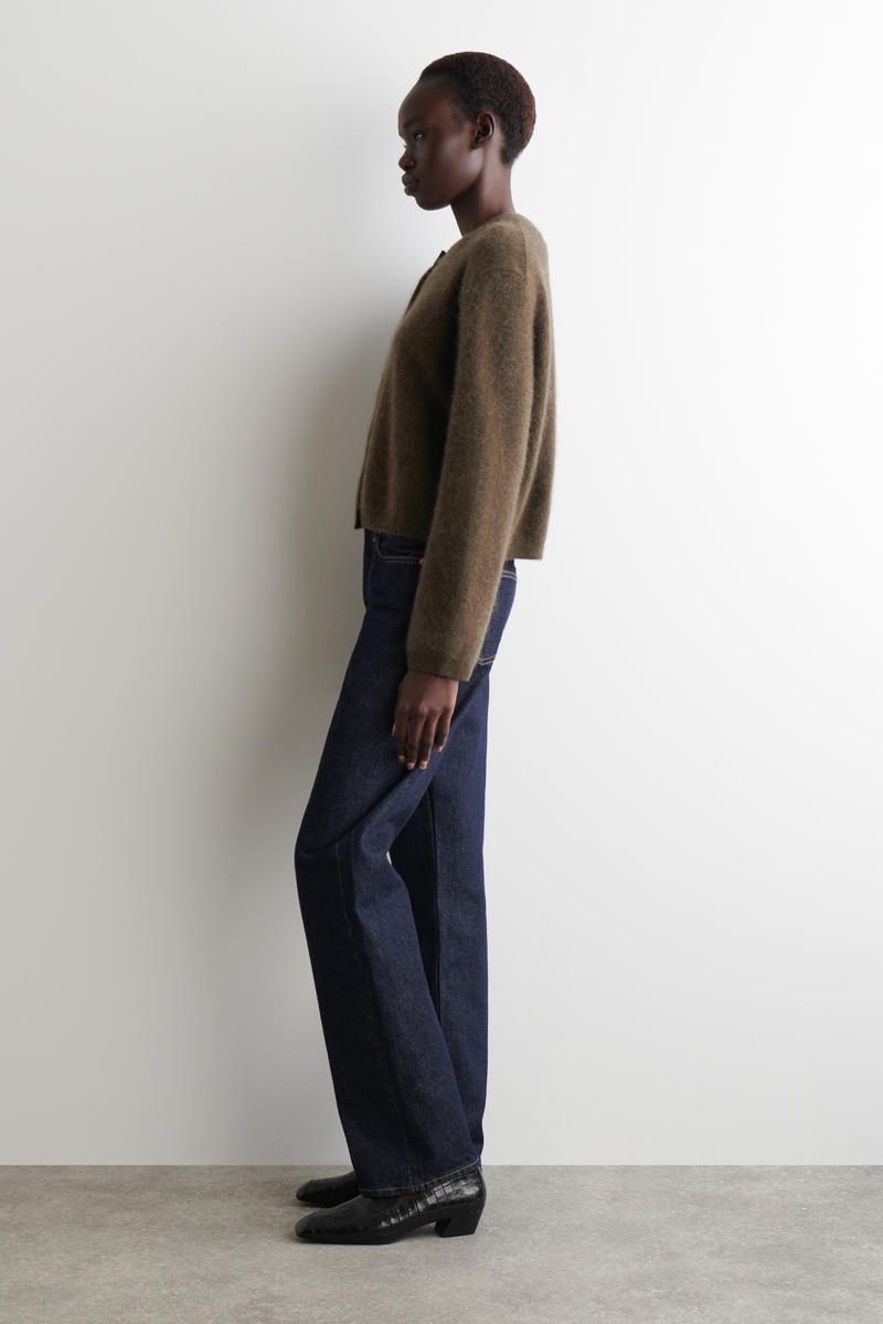 COS ピュアブラッシュドカシミヤカーディガン