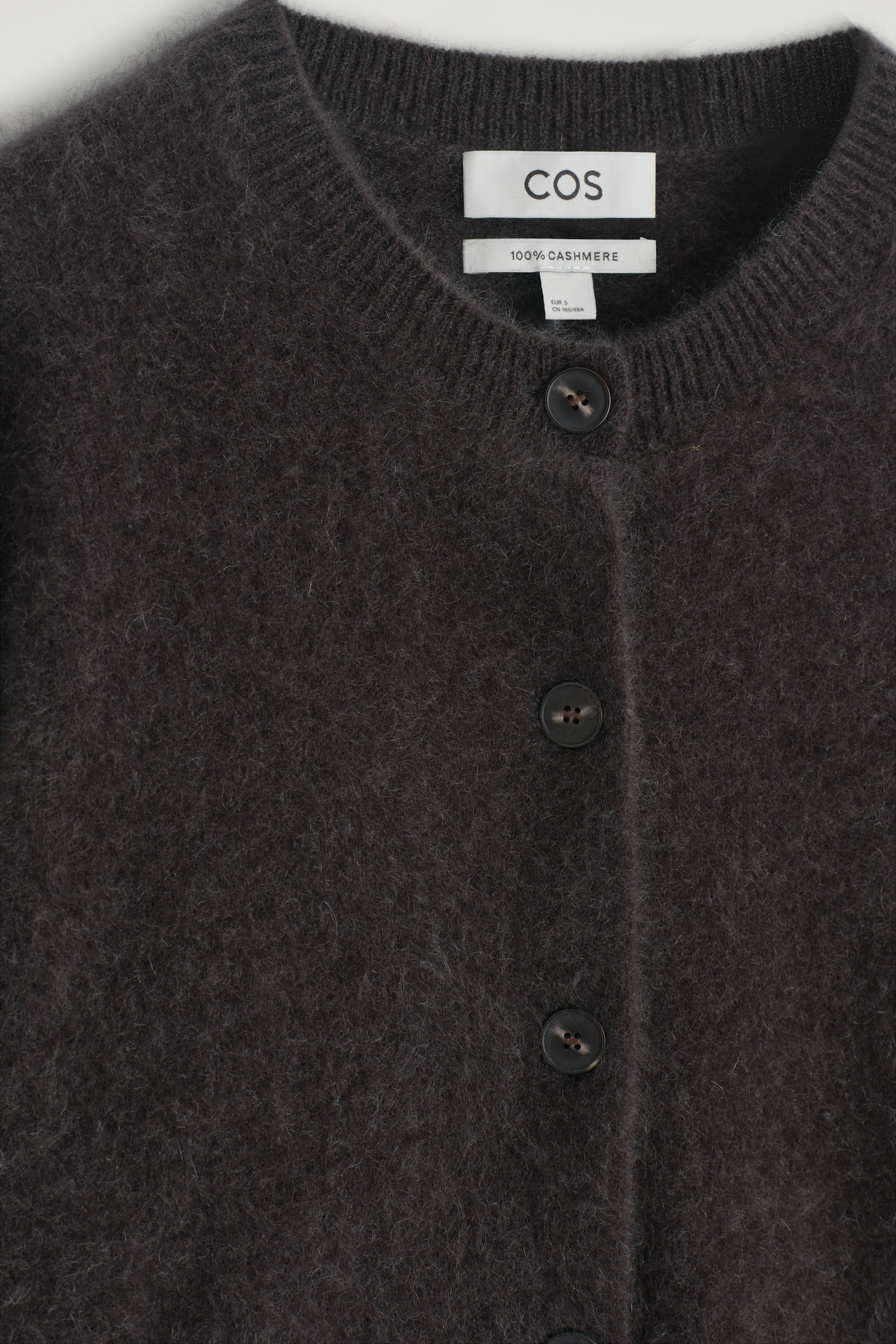 PURE BRUSHED-CASHMERE CARDIGAN ピュアブラッシュドカシミヤ