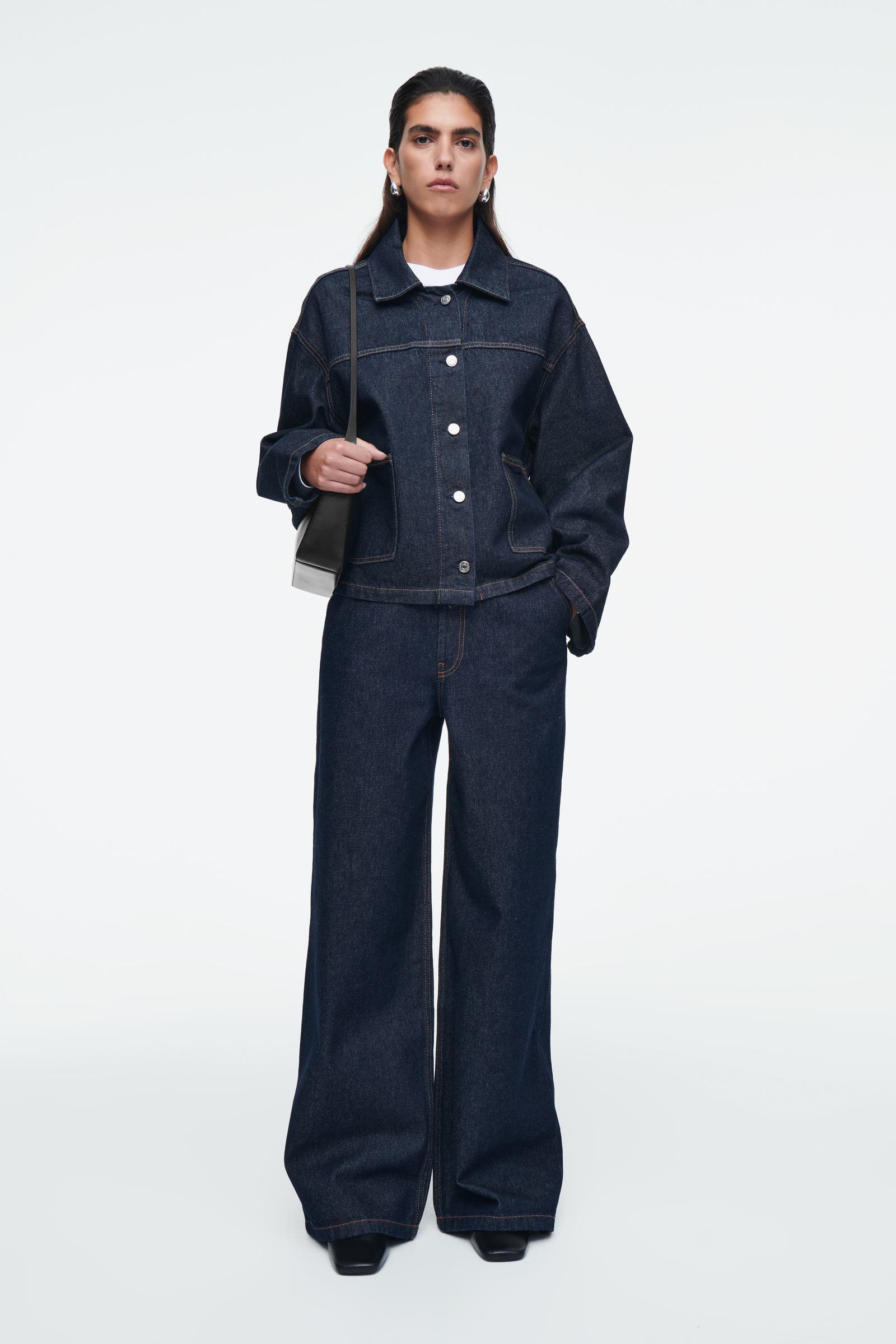 RAW DENIM TROUSERS ドライデニムパンツ インディゴ｜COS コス 公式