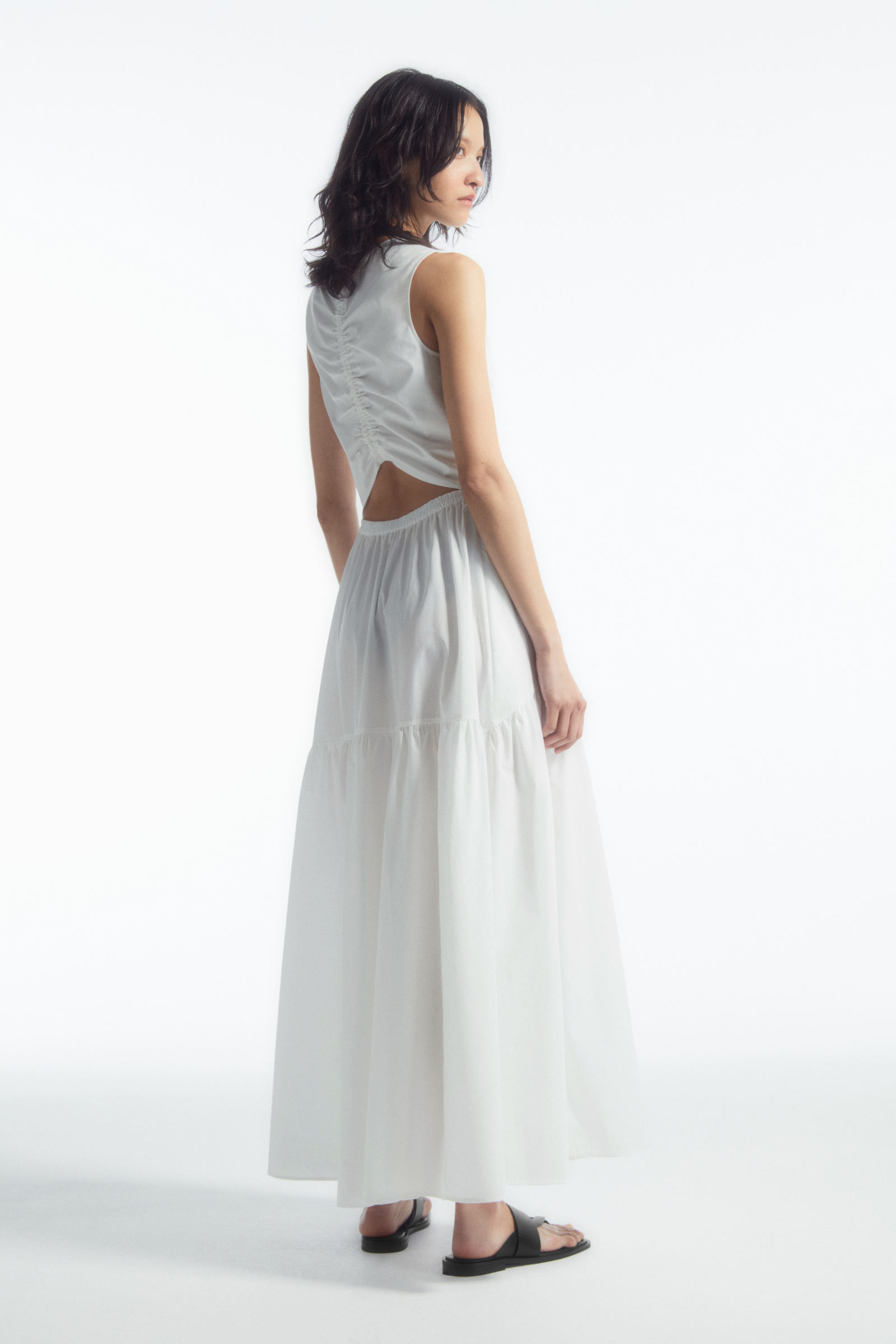 OPEN-BACK TIERED MIDI DRESS オープンバックティアードミディ 