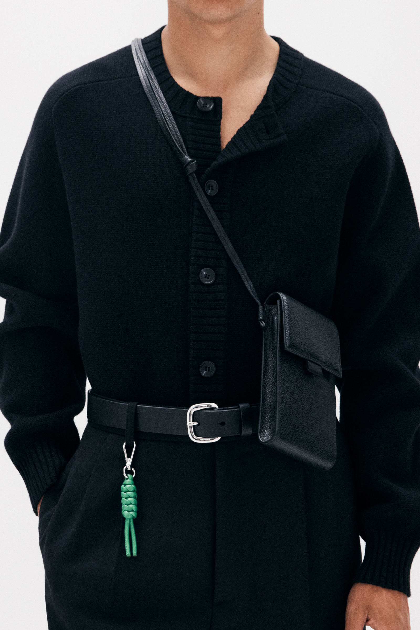 zz-1239179_95-310-1010016-4.