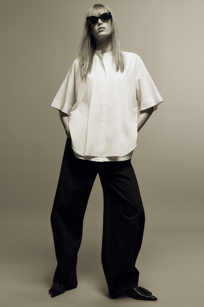 COS コットンバレルレッグパンツ