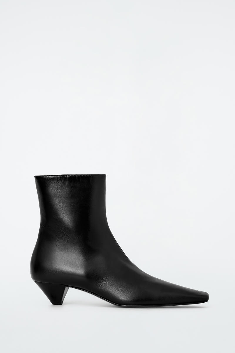 SQUARE-TOE LEATHER ANKLE BOOTS スクエアトゥレザーアンクル SQUARE-TOE LEATHER ANKLE BOOTS スクエアトゥレザーアンクル
