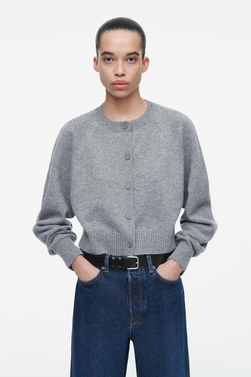 CROPPED WOOL CARDIGAN ウールショート丈カーディガン グレー