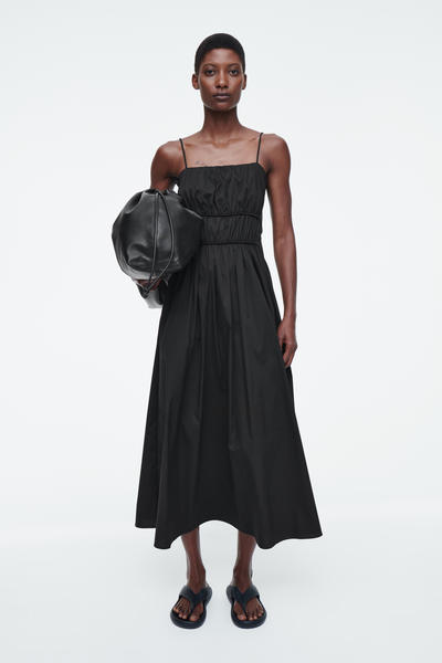 GATHERED-WAIST MIDI DRESS ギャザーウエストミディワンピース｜COS 