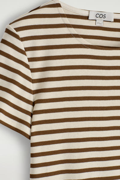 COS ストライプスリムリブ Tシャツ