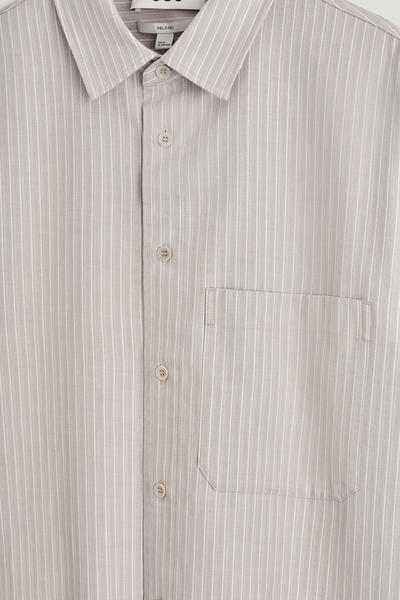 COS オーバーサイズツイルシャツ