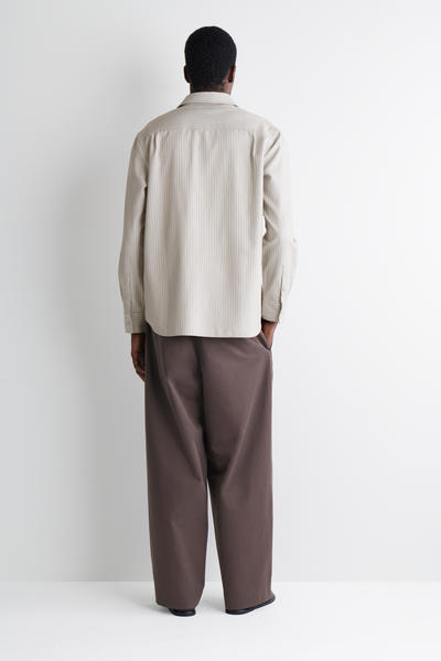 COS オーバーサイズツイルシャツ