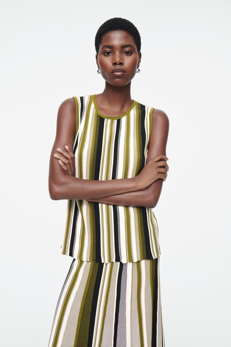 COS ストライプニットタンクトップ