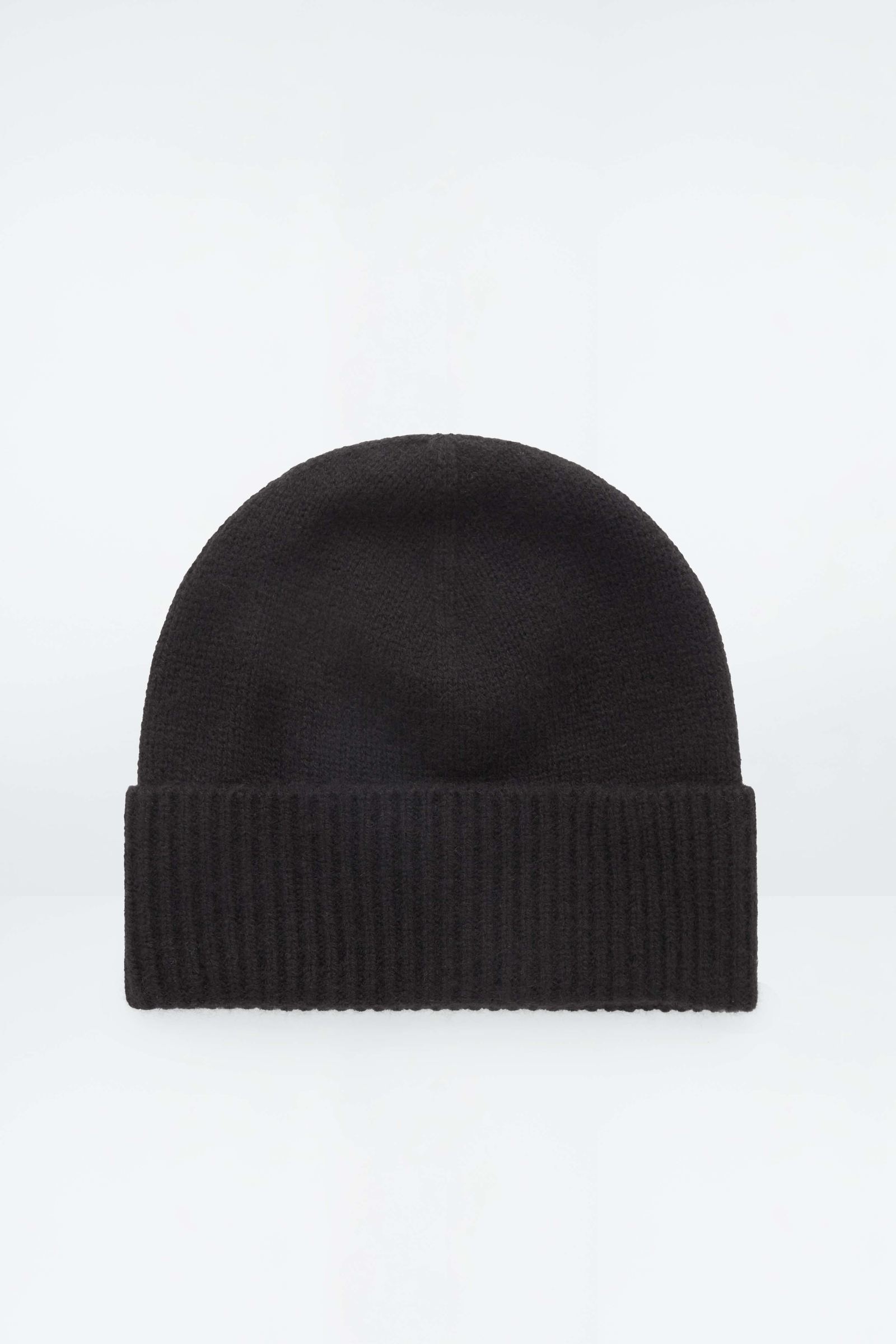 PURE CASHMERE BEANIE ピュアカシミヤビーニー ブラック｜COS コス