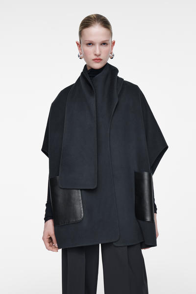 DOUBLE-FACED WOOL SCARF CAPE ダブルフェイスウールマフラーケープ