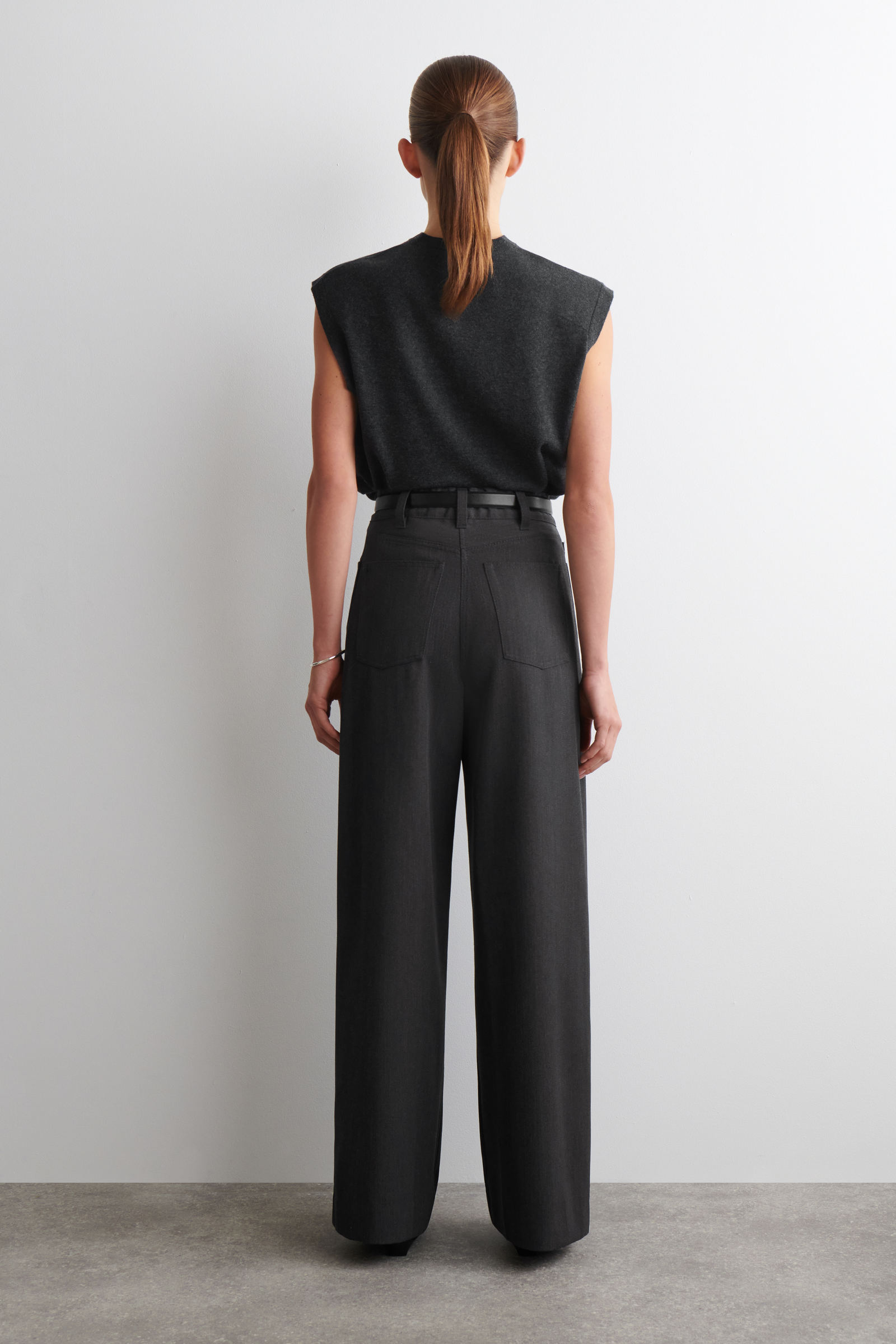 REGULAR WOOL-BLEND WIDE-LEG TROUSERS ウールブレンドワイドパンツ