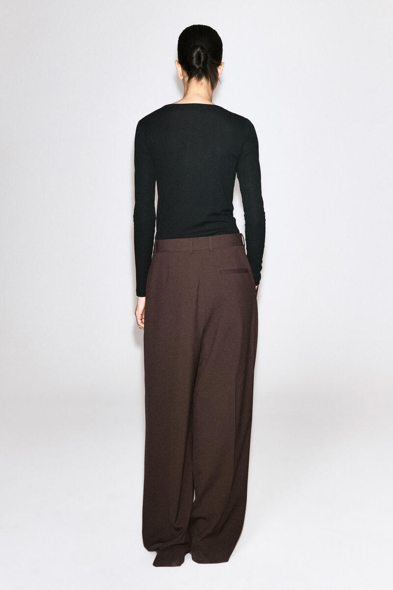 RELAXED TWILL WIDE-LEG TROUSERS リラックスツイルワイドレッグパンツ
