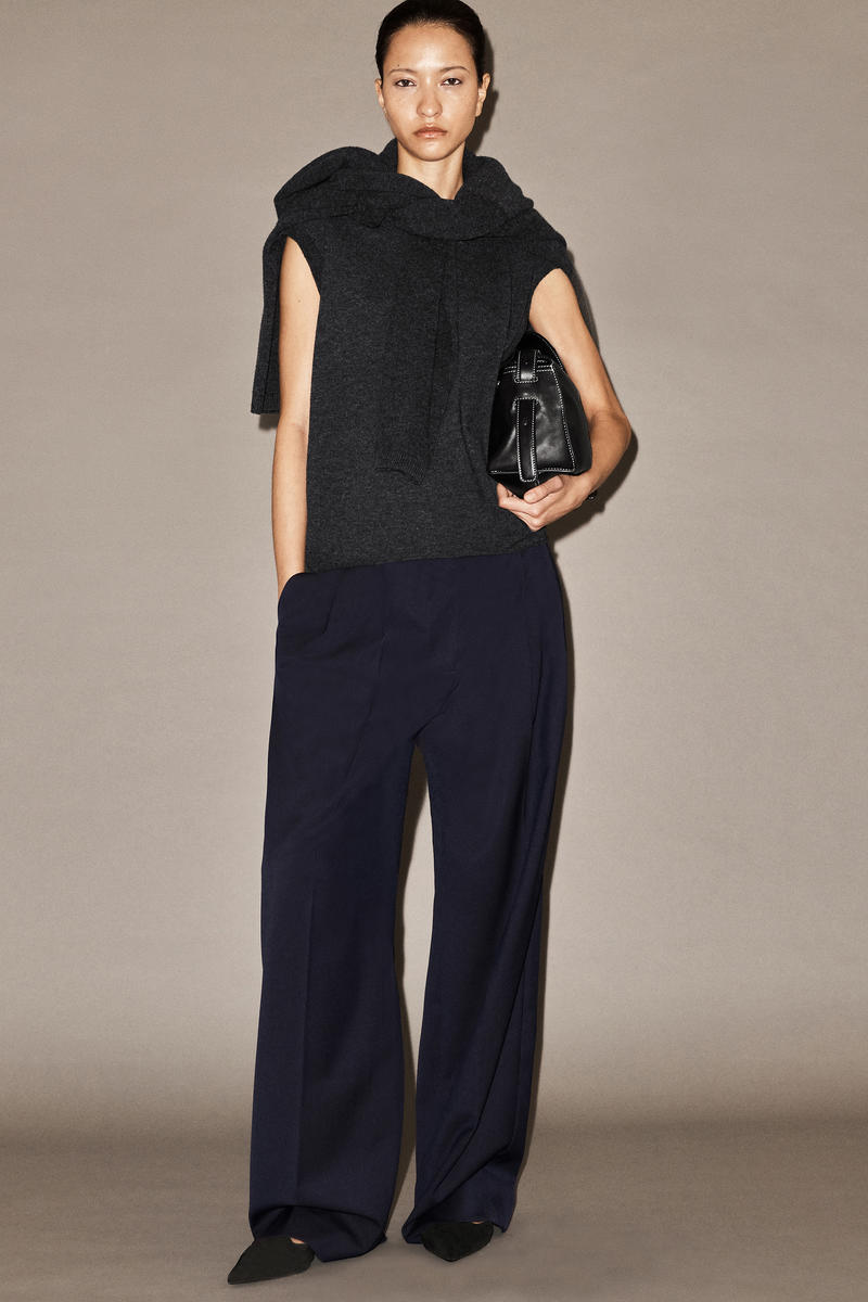 COS リラックスツイルワイドレッグパンツ