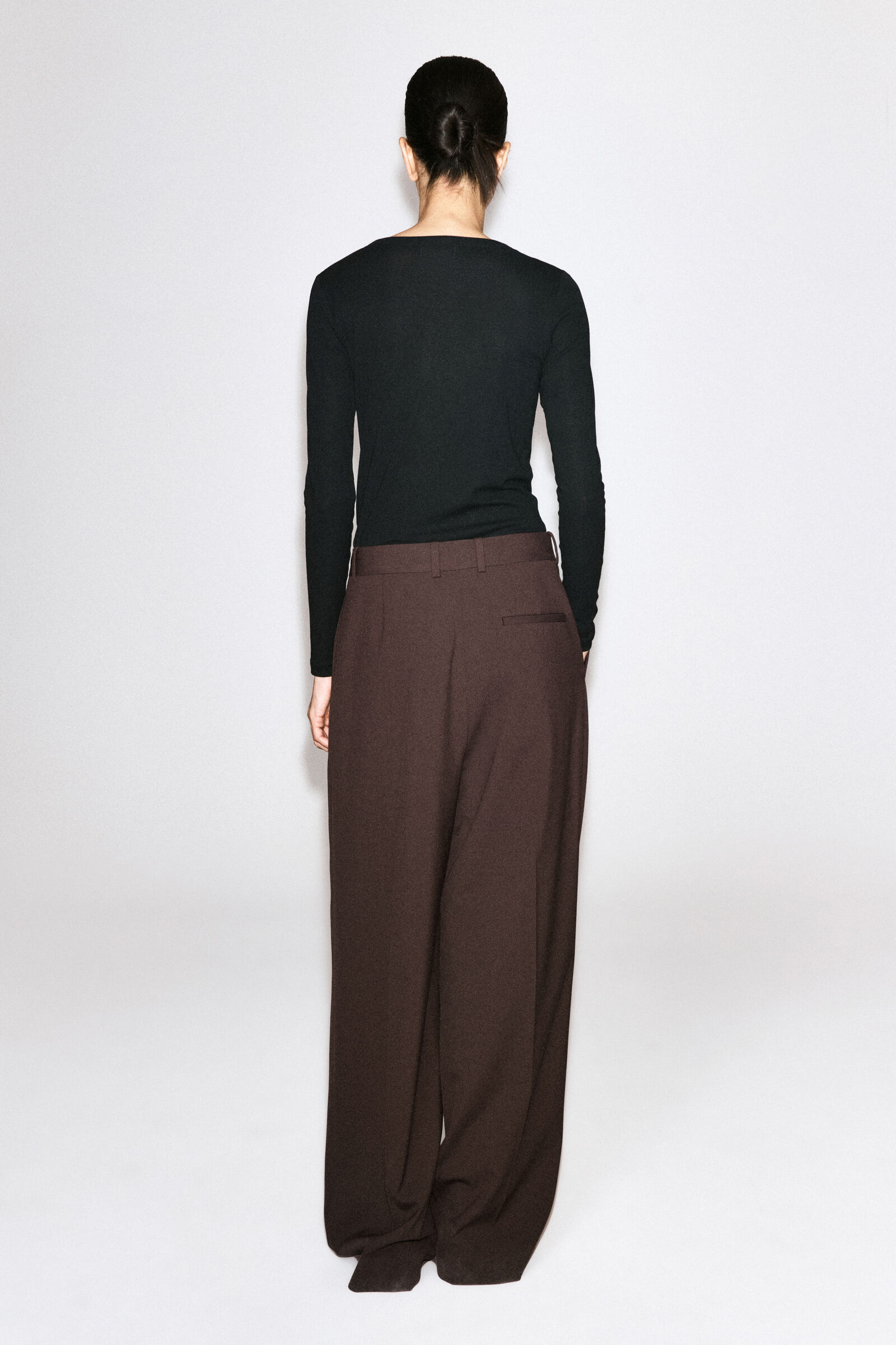 RELAXED TWILL WIDE-LEG TROUSERS リラックスツイルワイドレッグパンツ